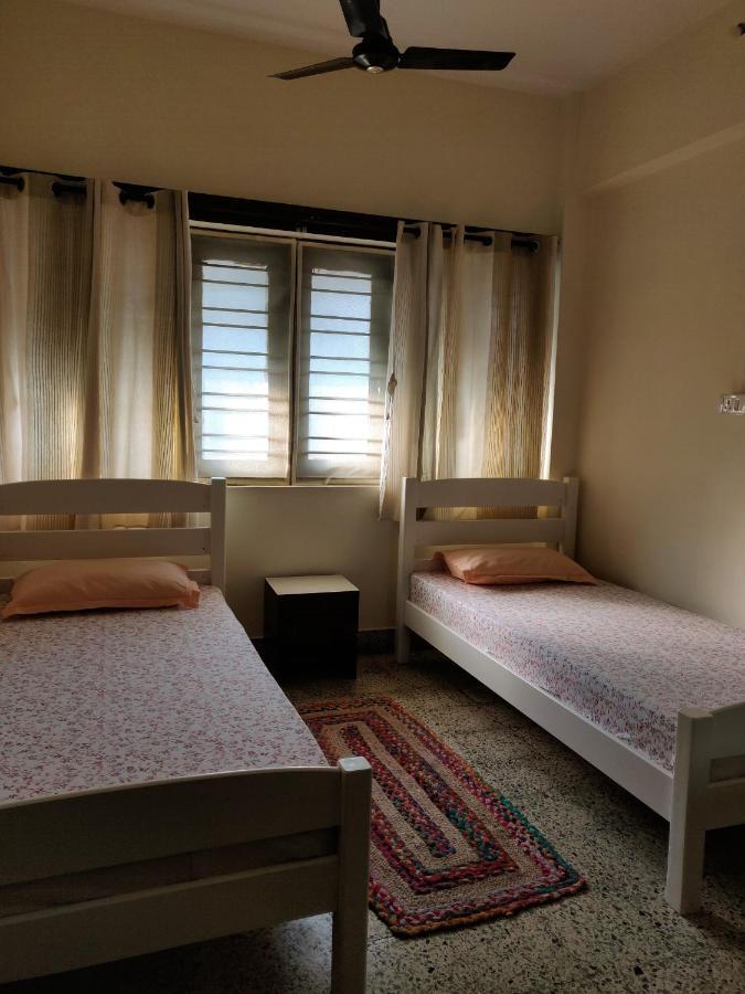 Raahgir Apartment Nashik Exterior photo