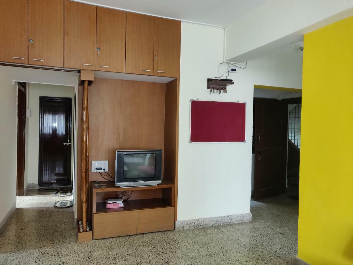 Raahgir Apartment Nashik Exterior photo